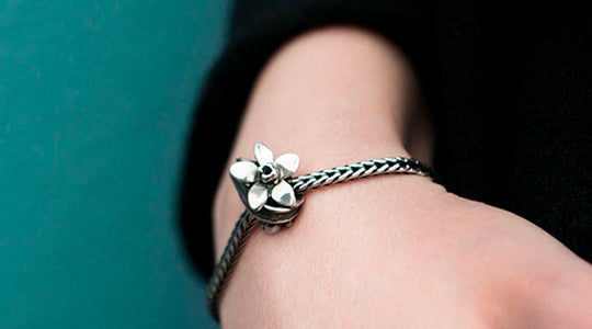 Narcissus of December birth flower on a bracelet