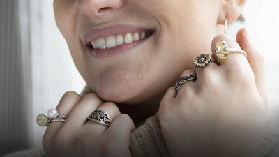 lots of rings on model