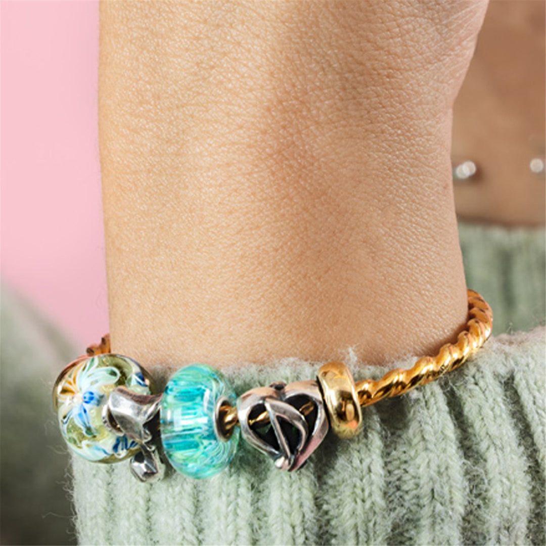 52cd11bd-faed-4560-8831-